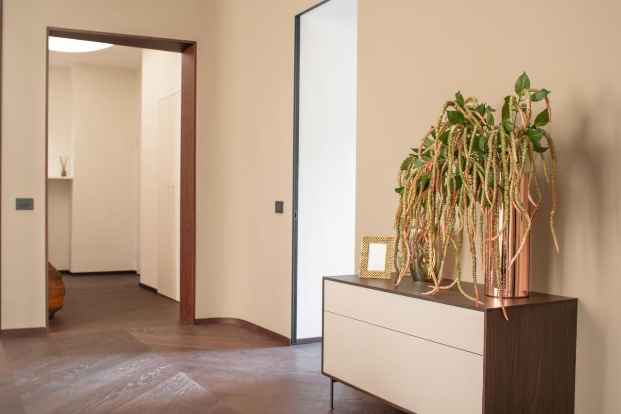Sant'Ambrogio Luxury Apartment R&R Milan Bagian luar foto