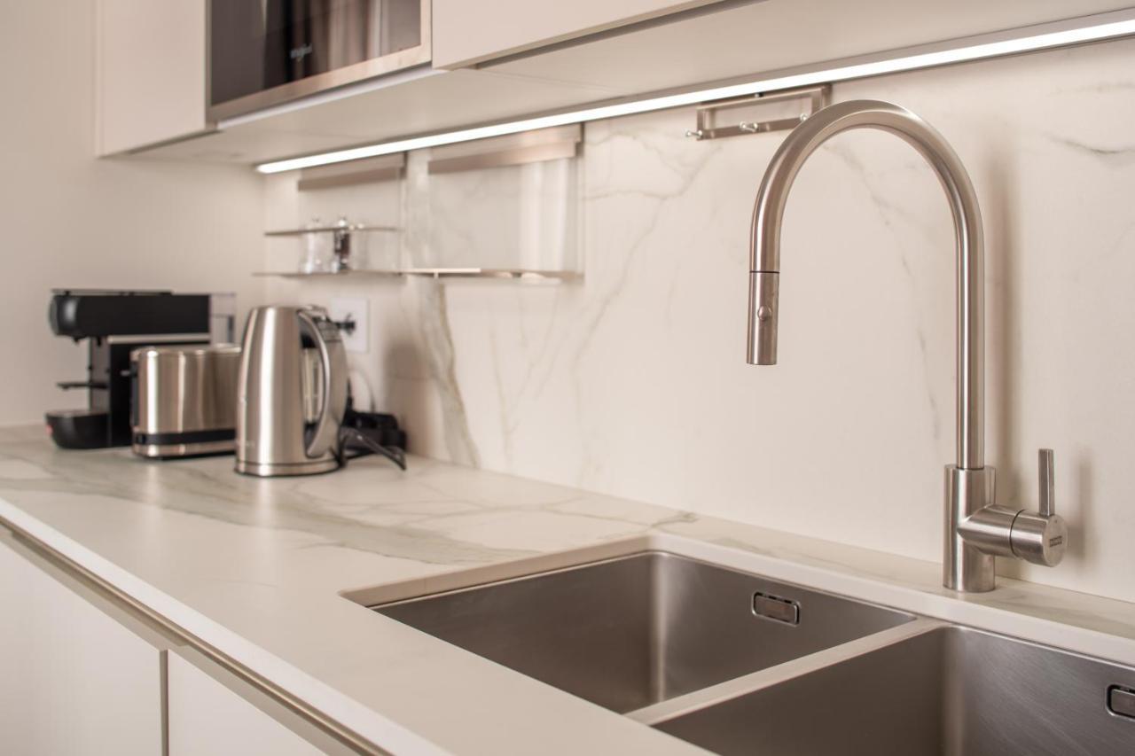 Sant'Ambrogio Luxury Apartment R&R Milan Bagian luar foto