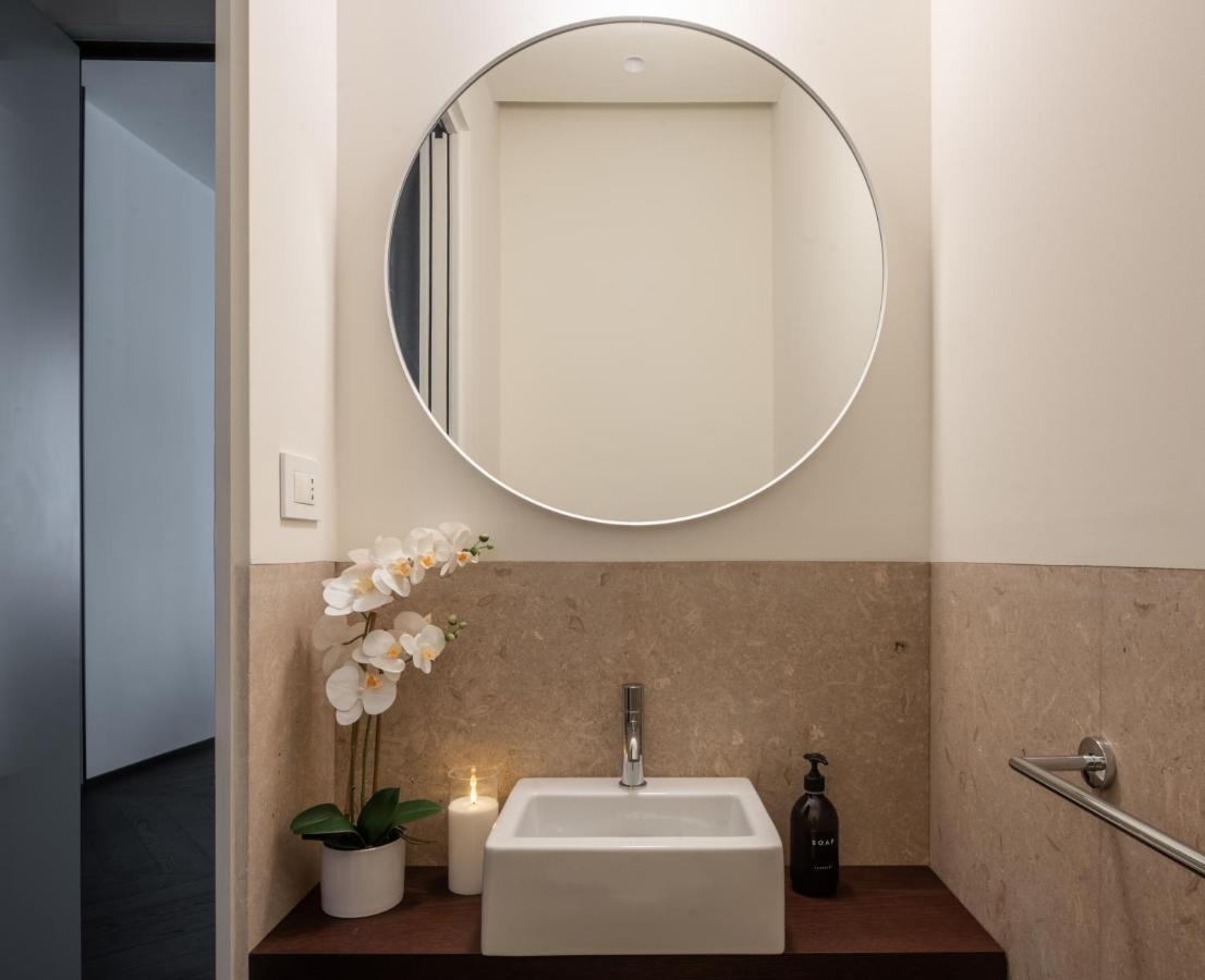 Sant'Ambrogio Luxury Apartment R&R Milan Bagian luar foto